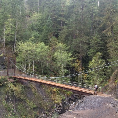 One of the first bridges we crosses. Very nice suspension bridge!